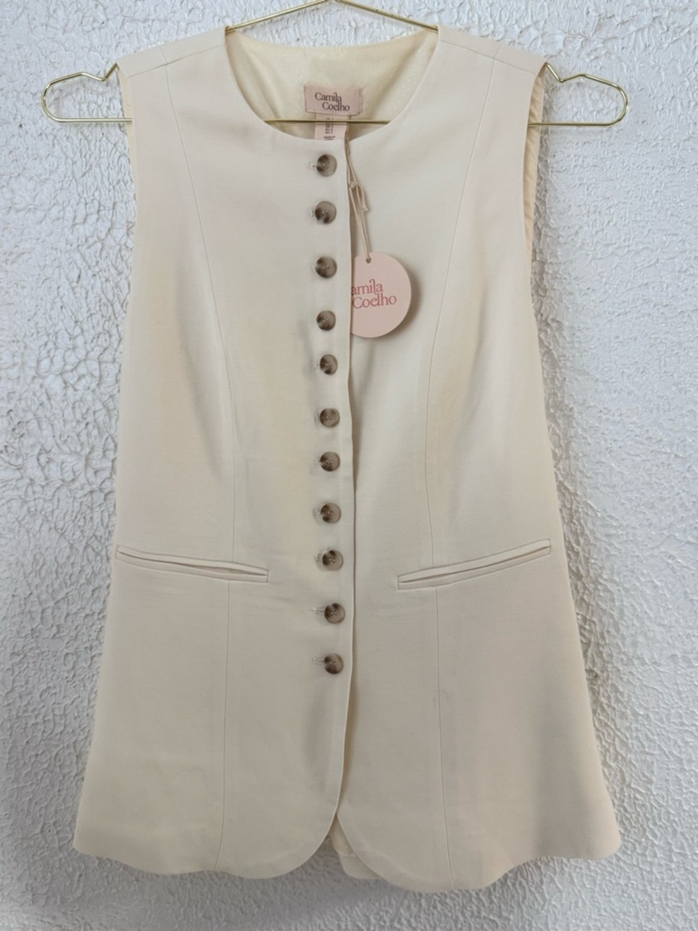 Camila Coelho Cream Sleeveless Button Front Vest Top Size S Chic Tailored Blouse